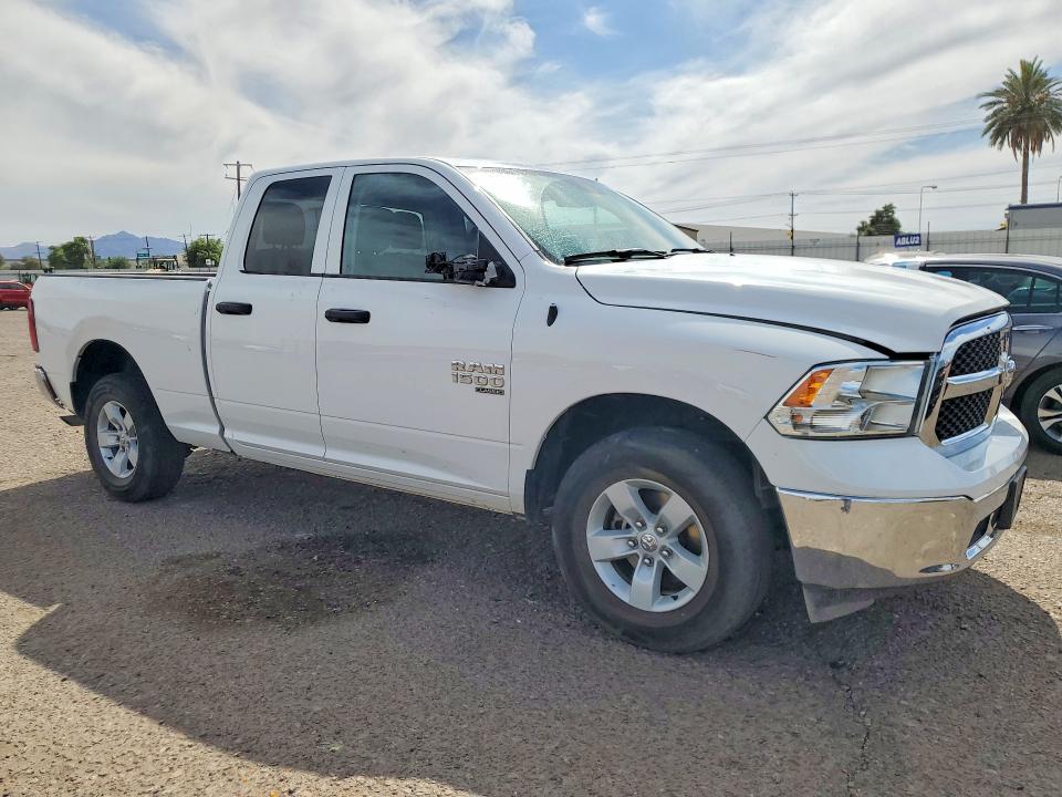 2024 Dodge Ram 1500 Classic slt
