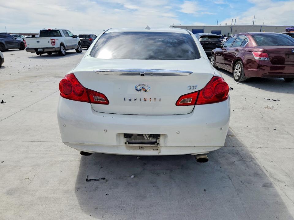 2013 Infiniti G37 Sedan Journey