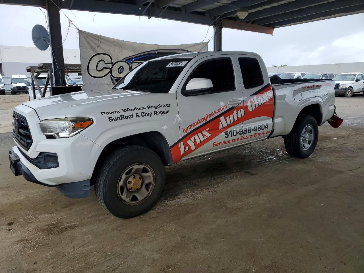 2018 Toyota Tacoma SR