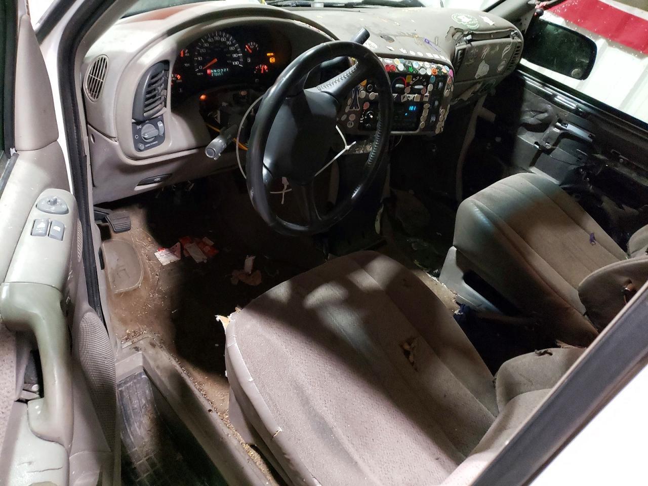 2001 Chev Astro
