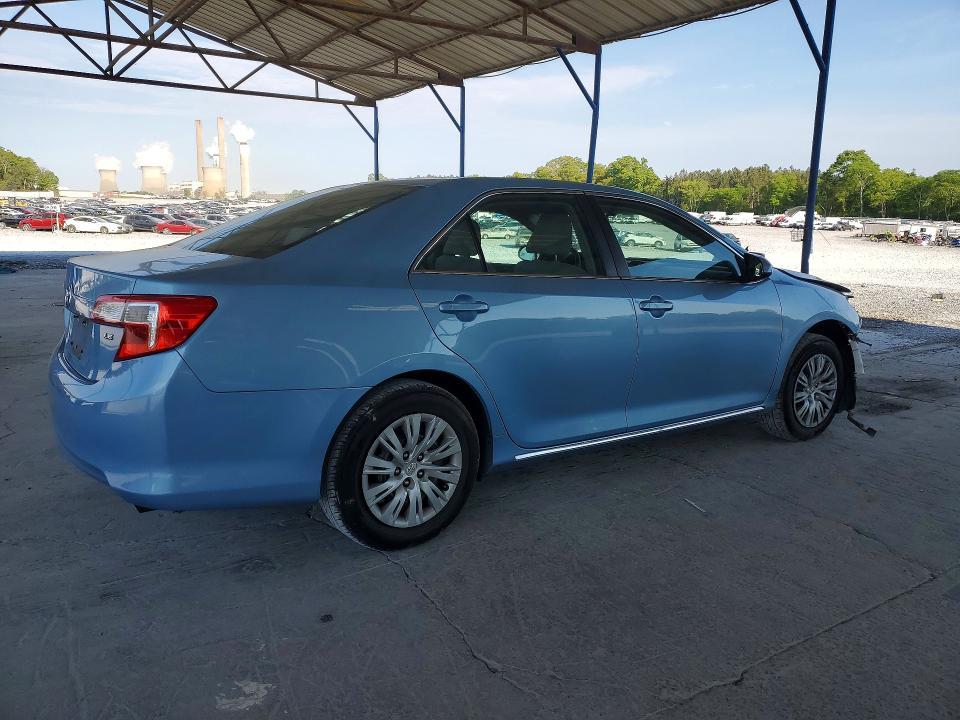 2012 Toyota Camry le