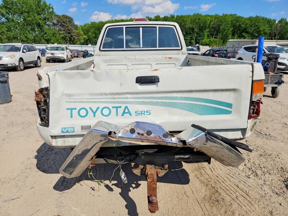1995 Toyota Pickup SR5