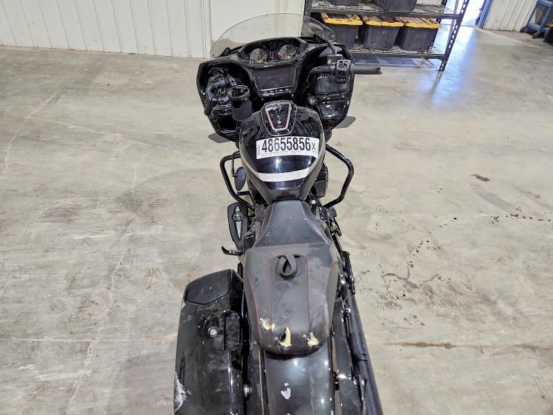 2024 Indian Motorcycle Co. Challenger Elite