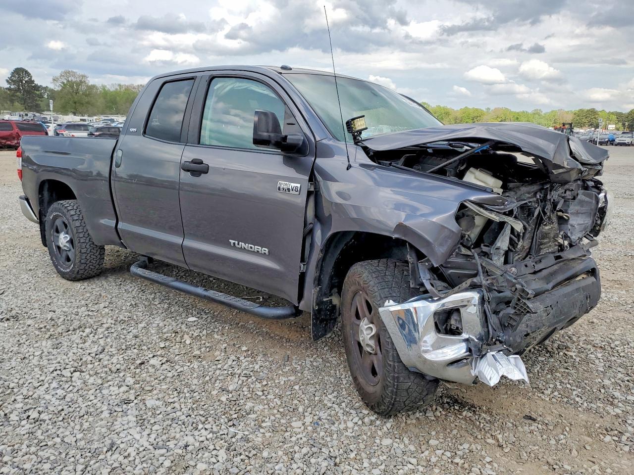 2016 Toyota Tundra SR5