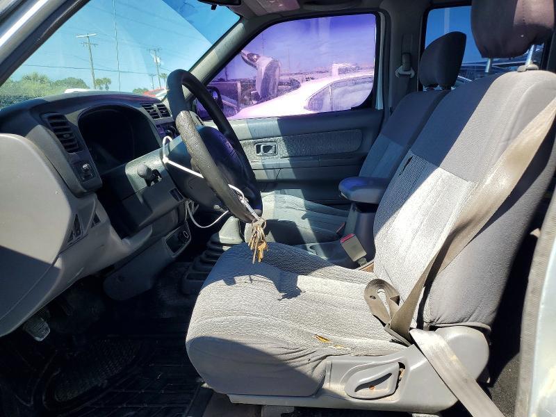 2000 Nissan Frontier XE
