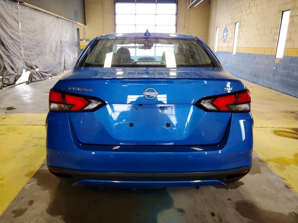 2023 Nissan Versa sv