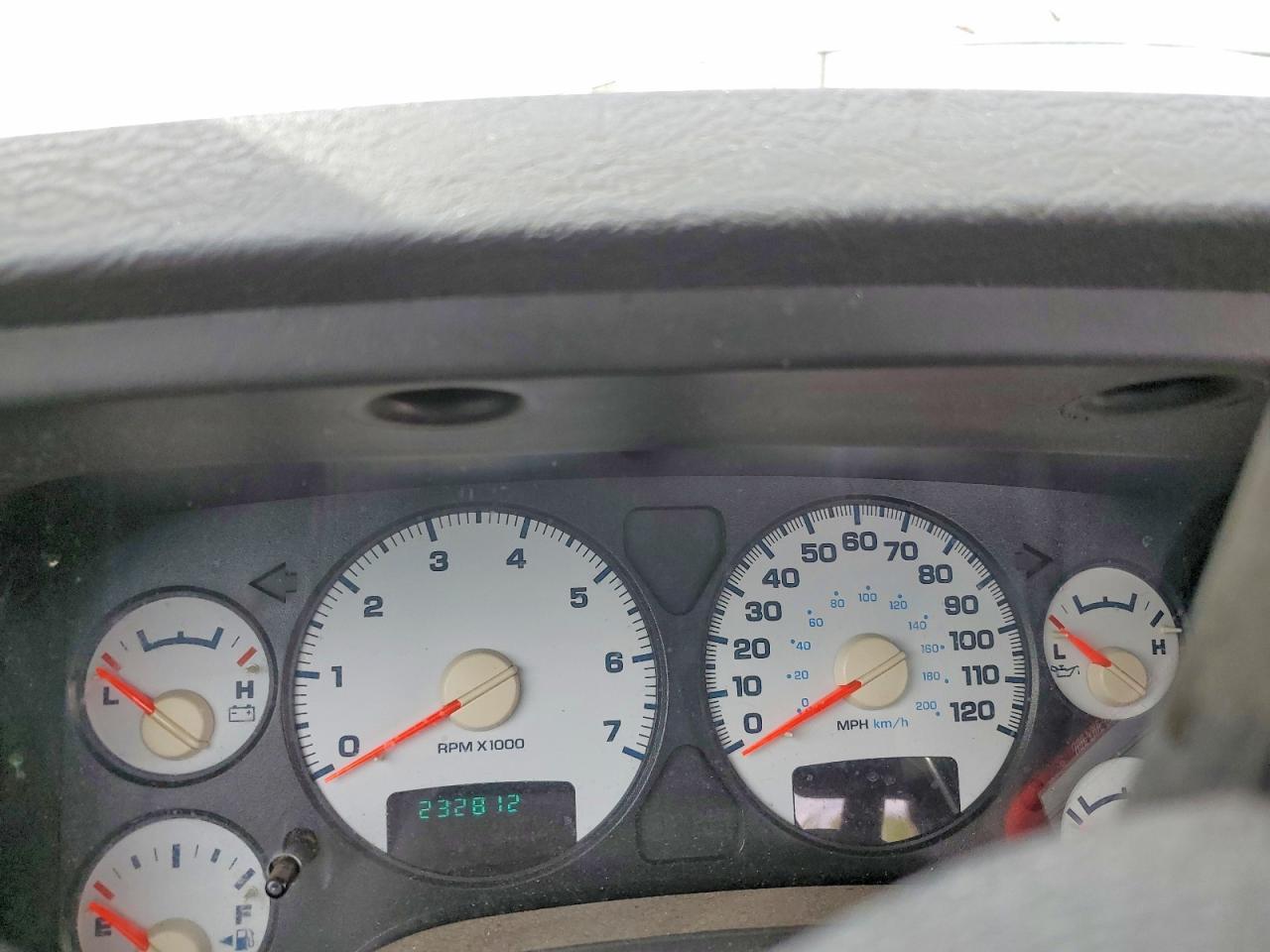 2005 Dodge RAM 1500 ST
