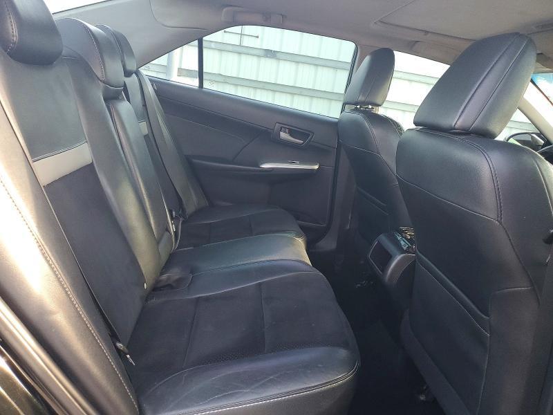 2014 Toyota Camry se