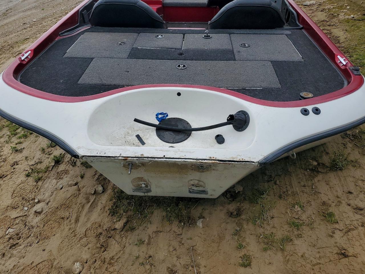 1999 Mercruiser Boat