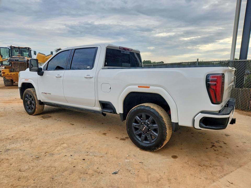 2024 GMC Sierra K2500 AT4
