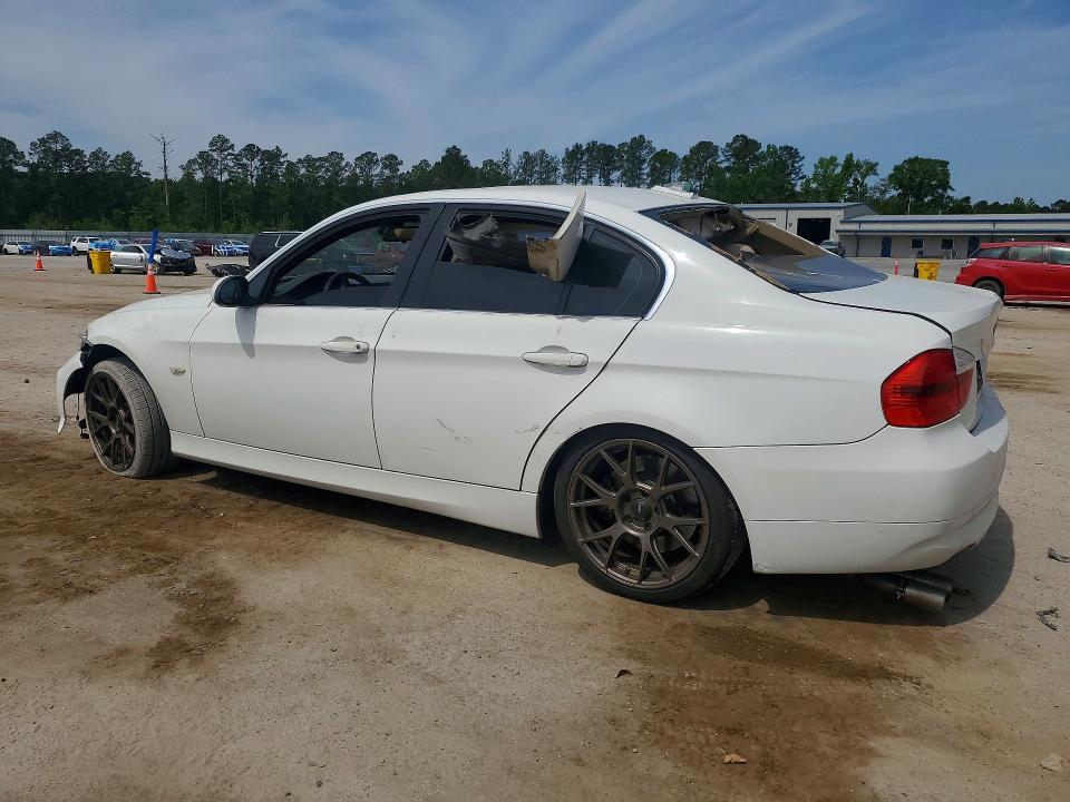 2006 BMW 330 i