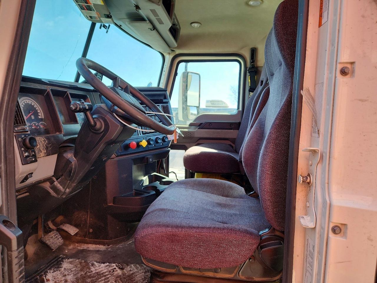 2023 Mack Anthem Semi Truck