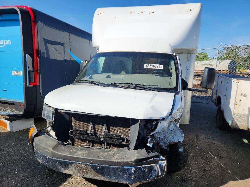 2019 GMC Savana Delivery Truck
