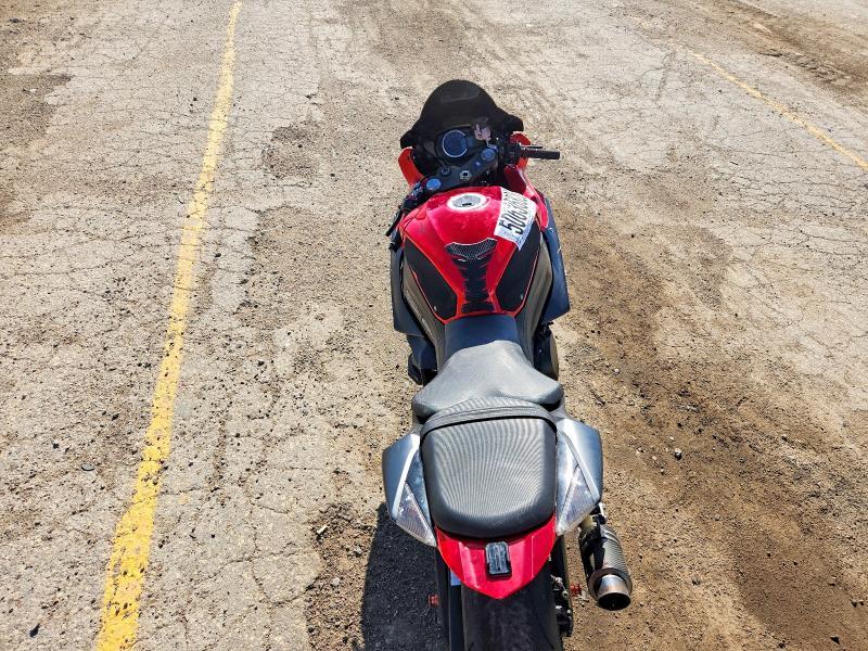 2015 Suzuki GSX-R1000