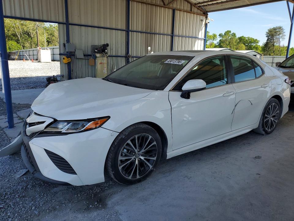 2020 Toyota Camry se