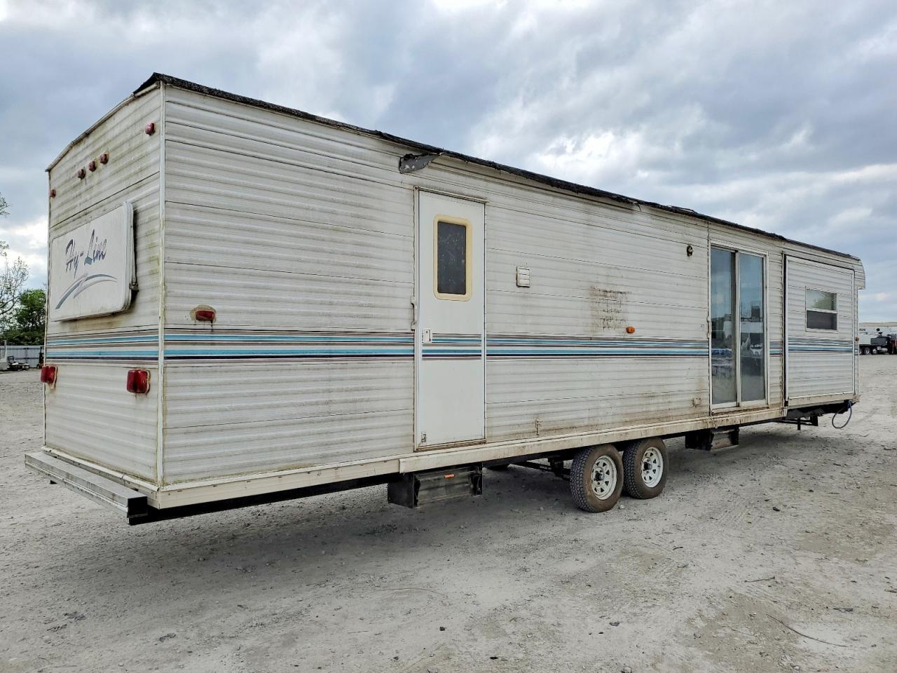 2002 Hy Line 2002 HY-LINE Camper