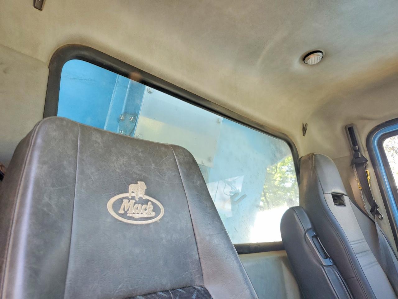 2013 Mack GU713 Dump Truck