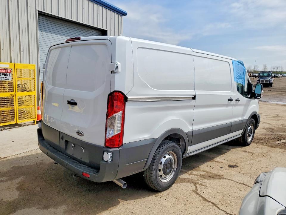 2025 Ford Transit T-150