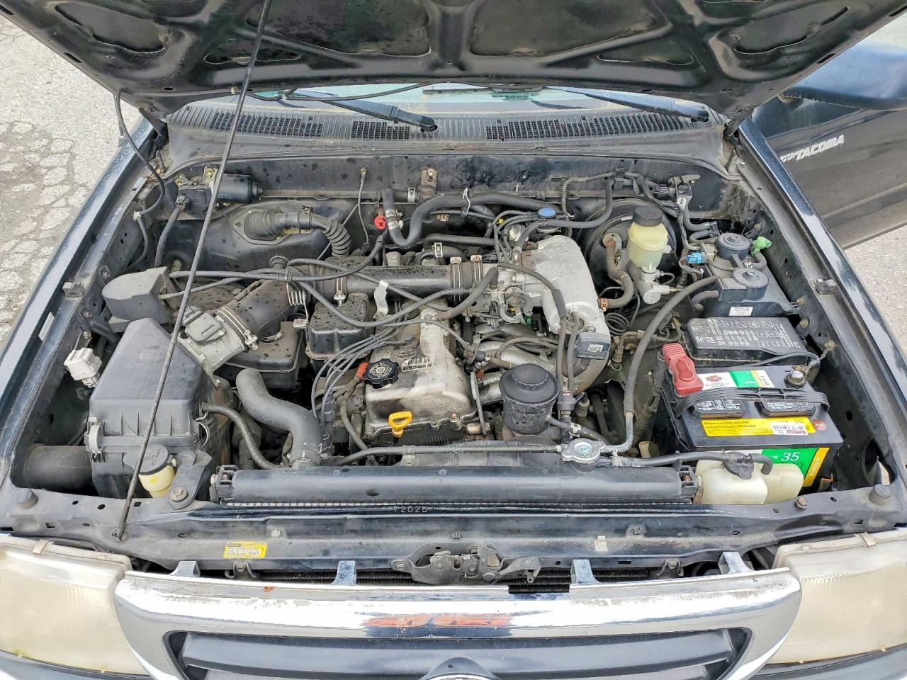 2000 Toyota Tacoma Base