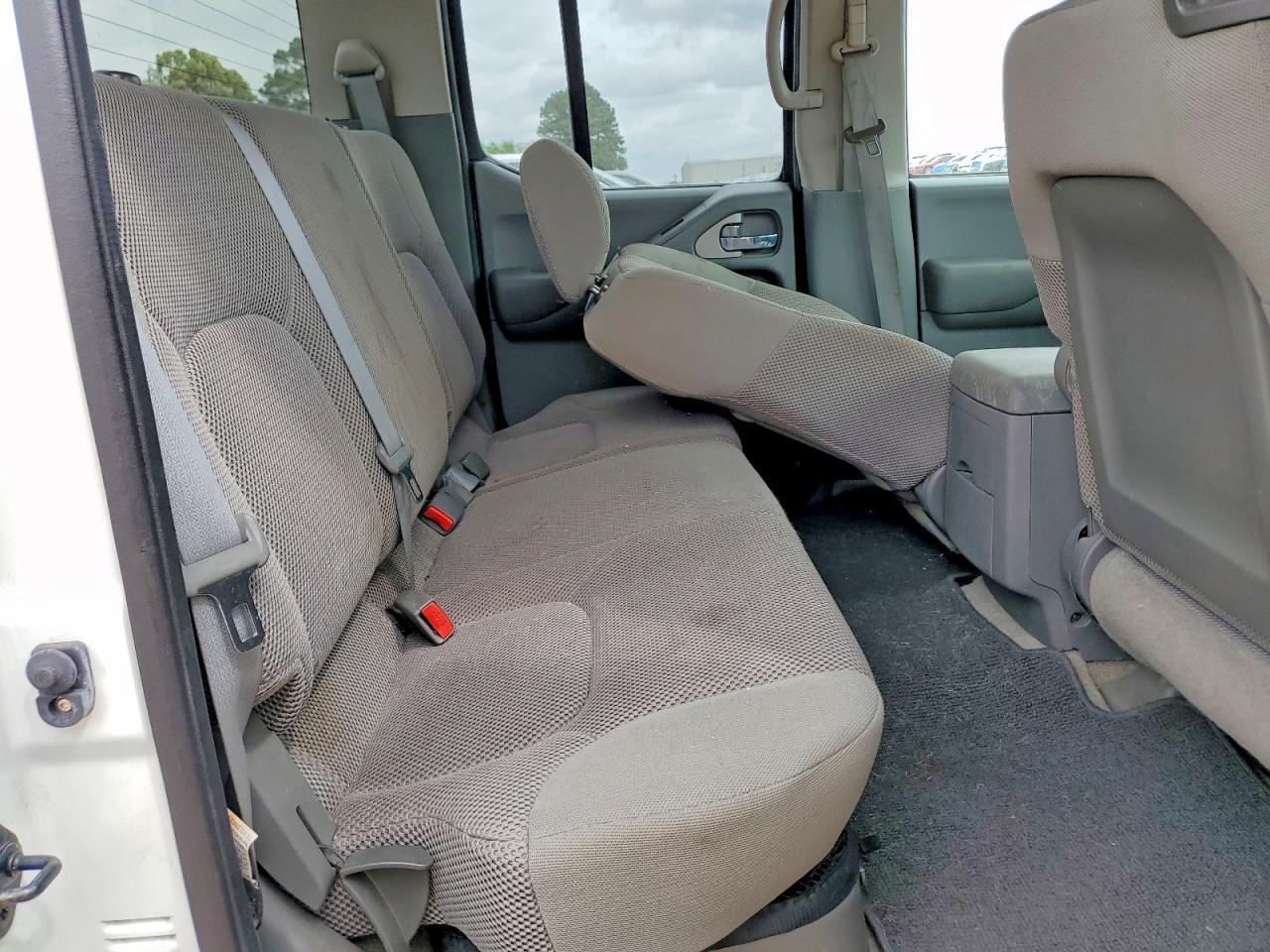 2013 Nissan Frontier S