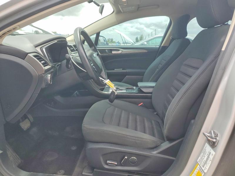 2017 Ford Fusion se Hybrid