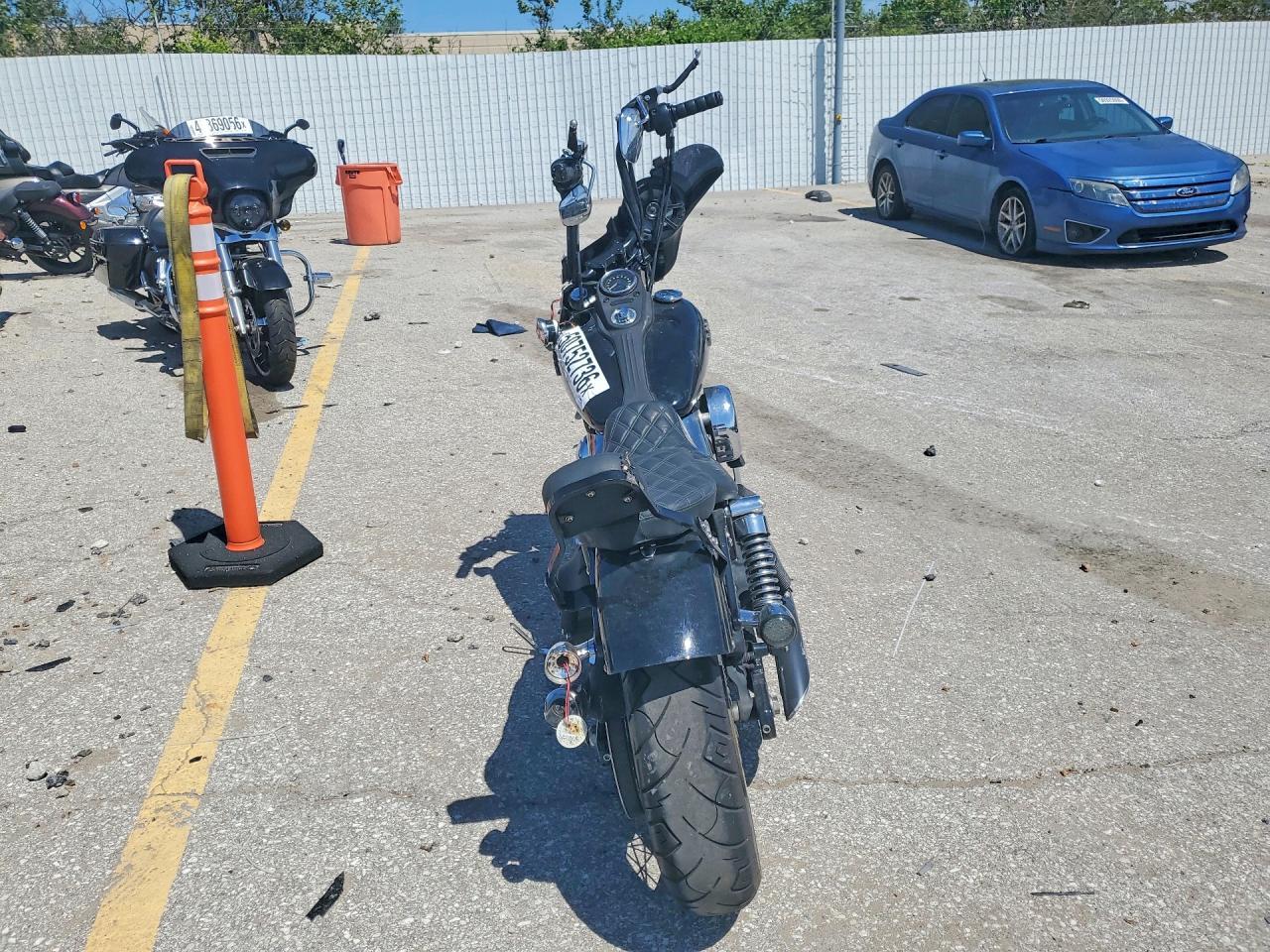 2013 Harley-Davidson Fxdb Dyna Street BOB