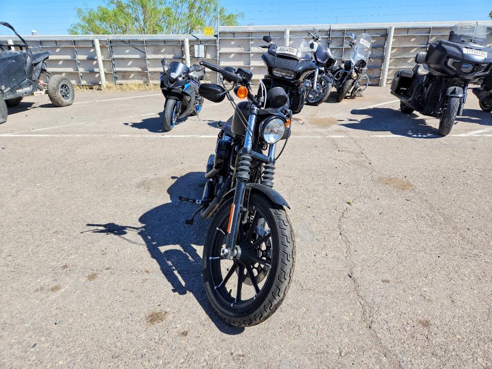 2016 Harley-Davidson XL883 Iron 883