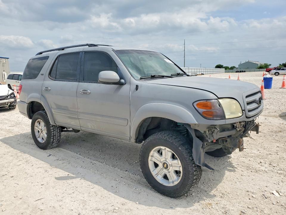 2004 Toyota Sequoia SR5