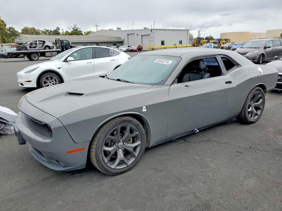 2017 Dodge Challenger sxt