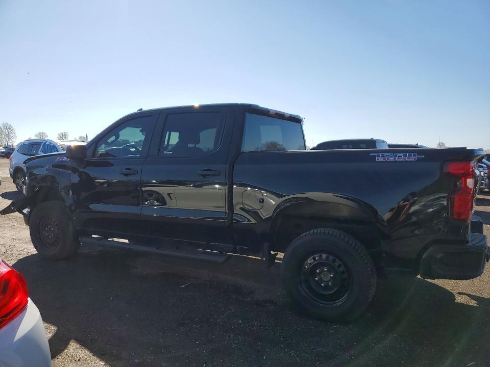 2022 Chevrolet Silverado K1500 Trail Boss Custom