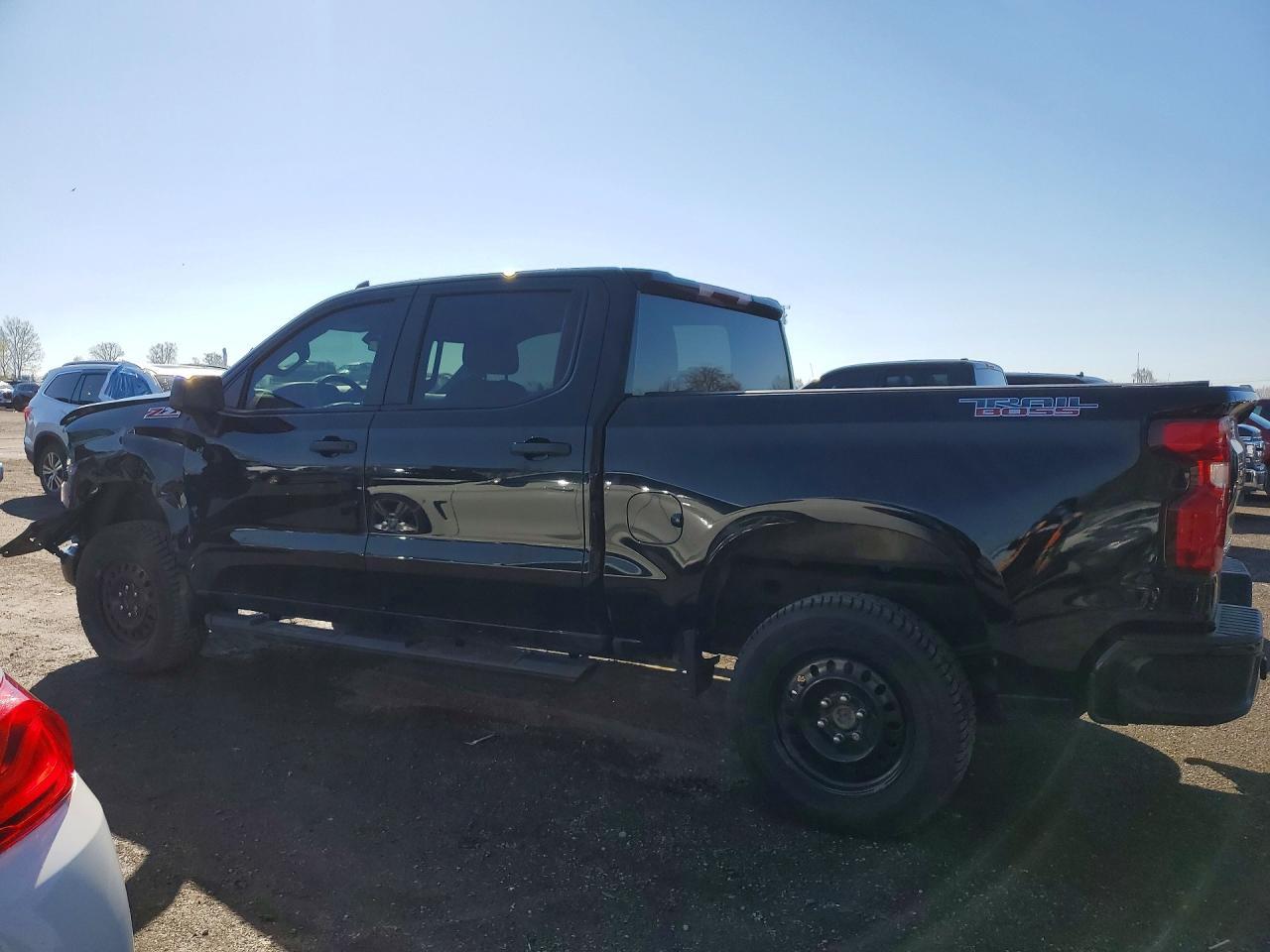 2022 Chevrolet Silverado K1500 Trail Boss Custom