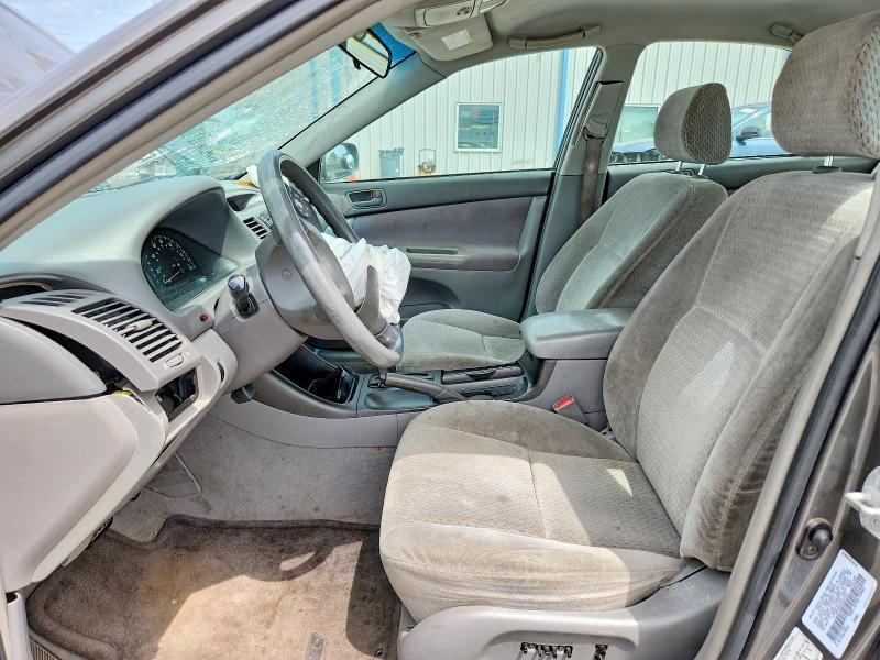 2002 Toyota Camry le