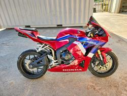 Motos con verificación Run & Drive a la venta en subasta: 2024 Honda CBR600 RR