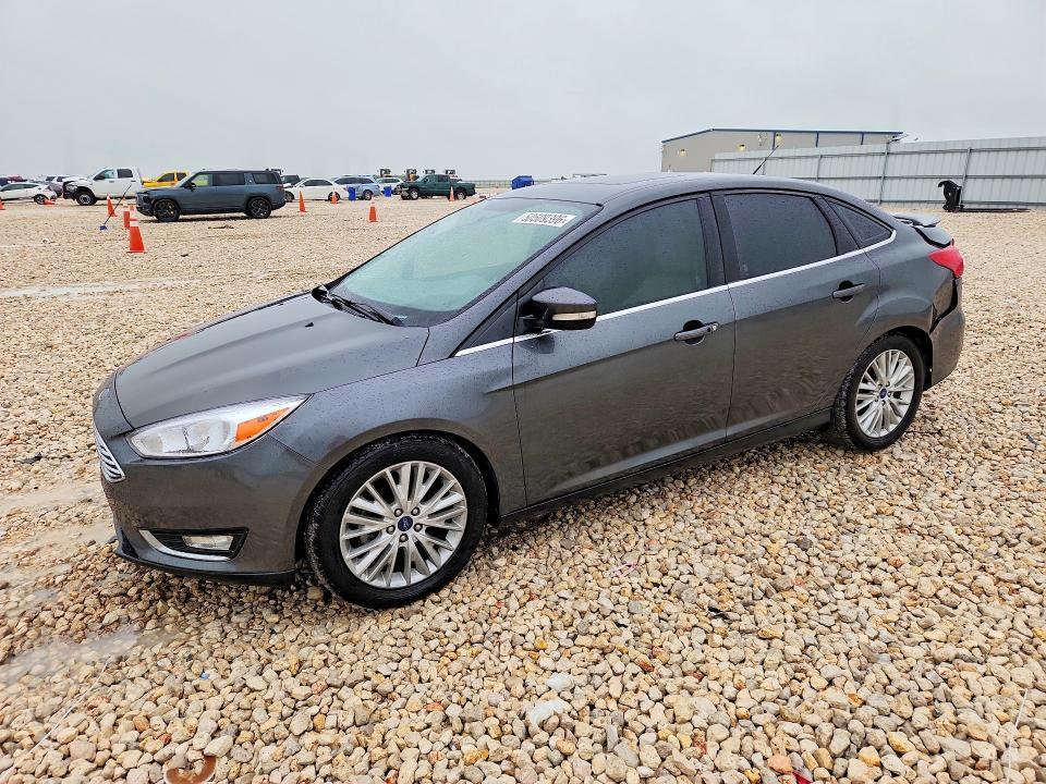 2017 Ford Focus Titanium