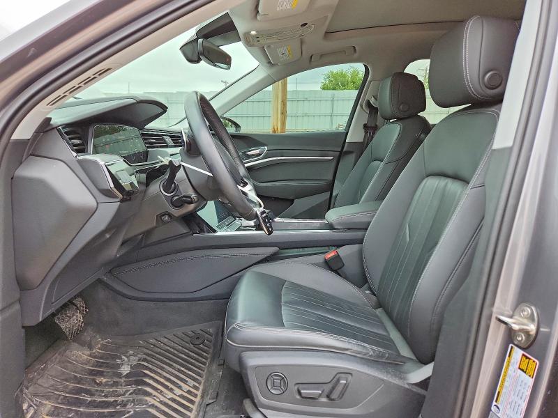 2021 Audi E-tron Premium