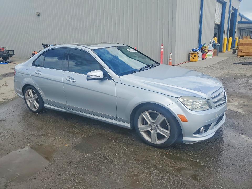 2010 Mercedes-Benz C300