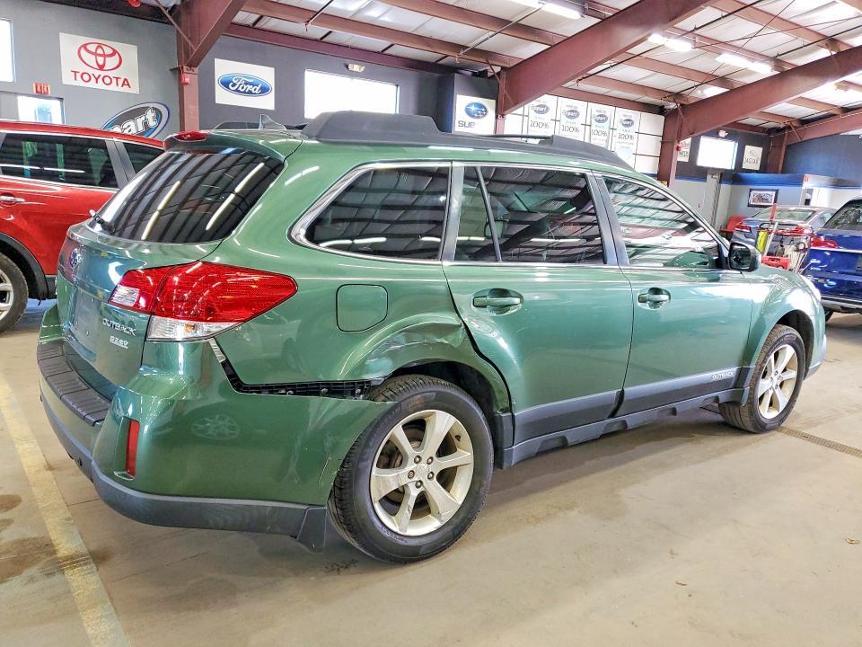 2013 Subaru Outback 2.5i Limited