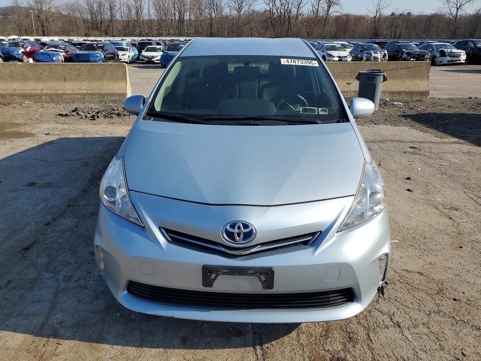 2014 Toyota Prius v Three
