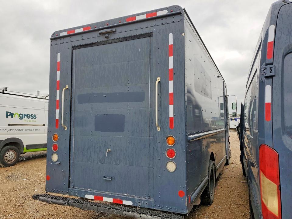 2021 Freightliner Chassis M Line WALK-IN Van