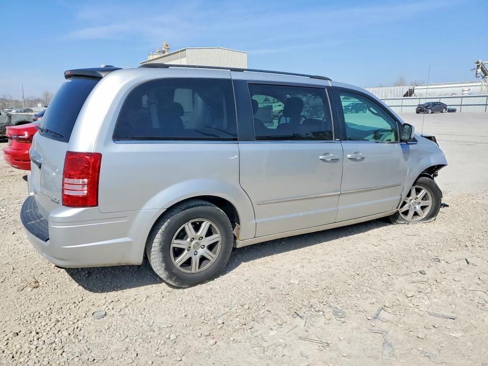 2010 Chrysler Town & Country Touring