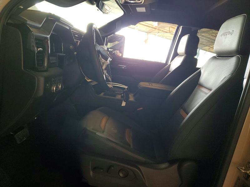 2026 GMC Sierra K2500 AT4