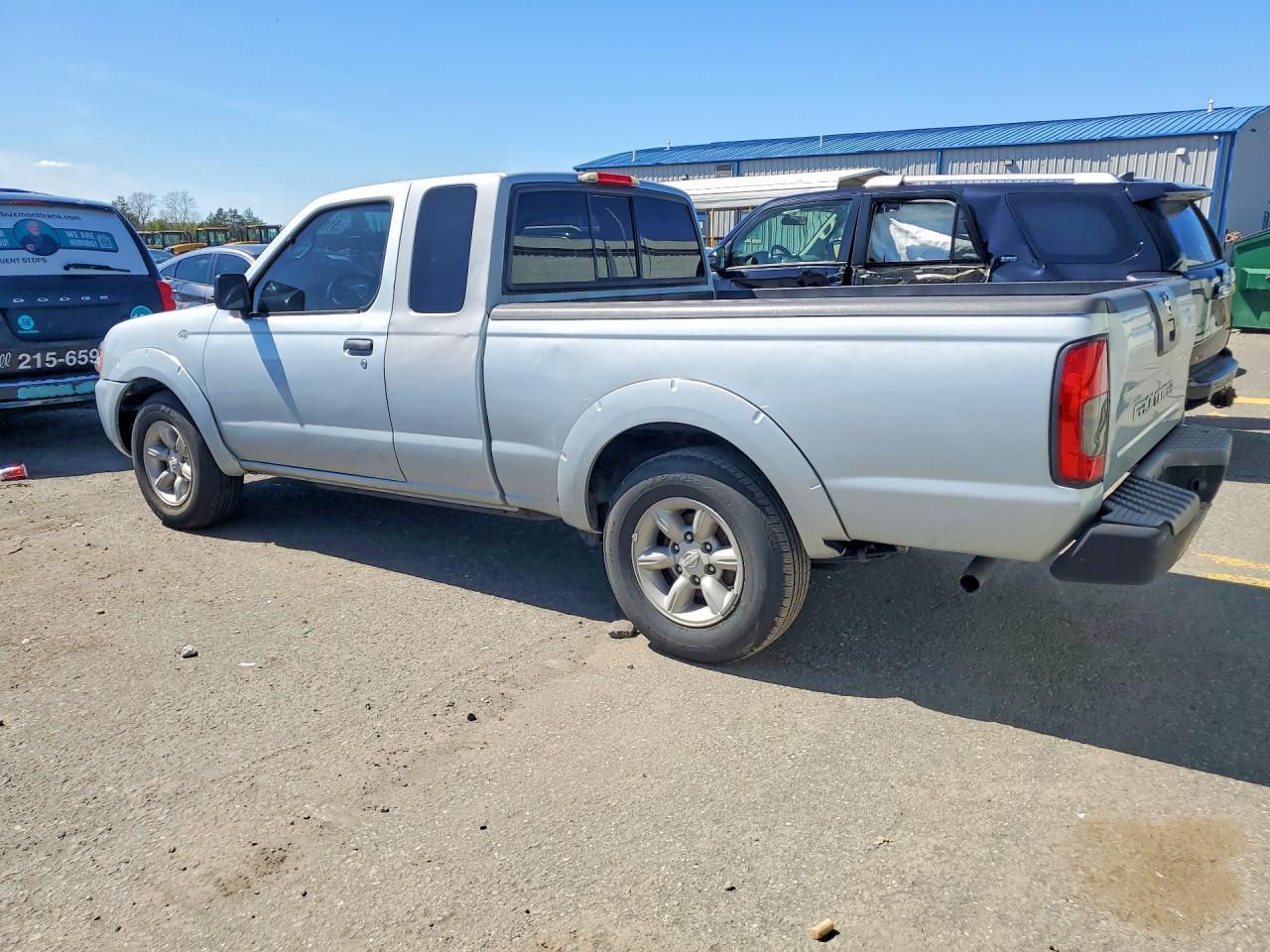 2002 Nissan Frontier Standard