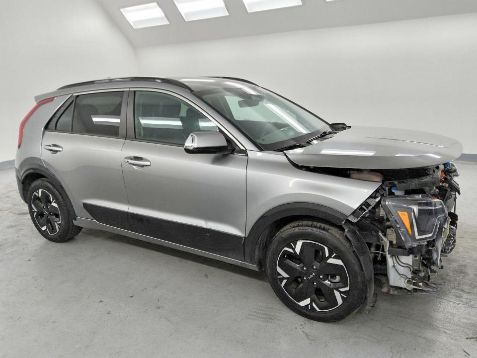 2023 KIA Niro ev Wind