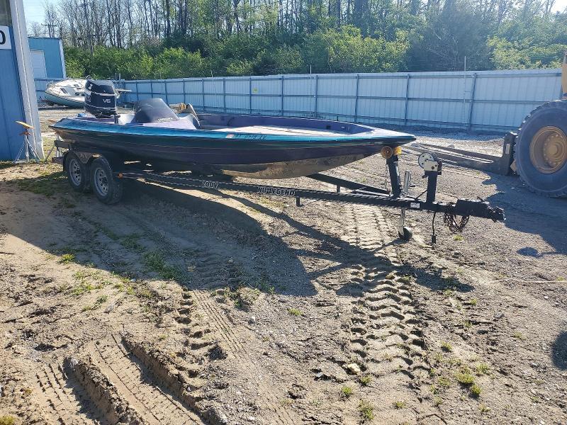 2001 Legend Craft 200V