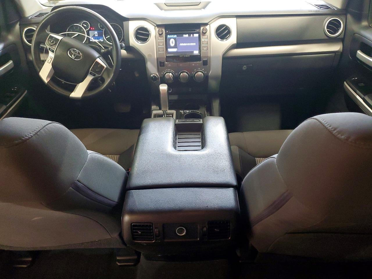 2015 Toyota Tundra SR5