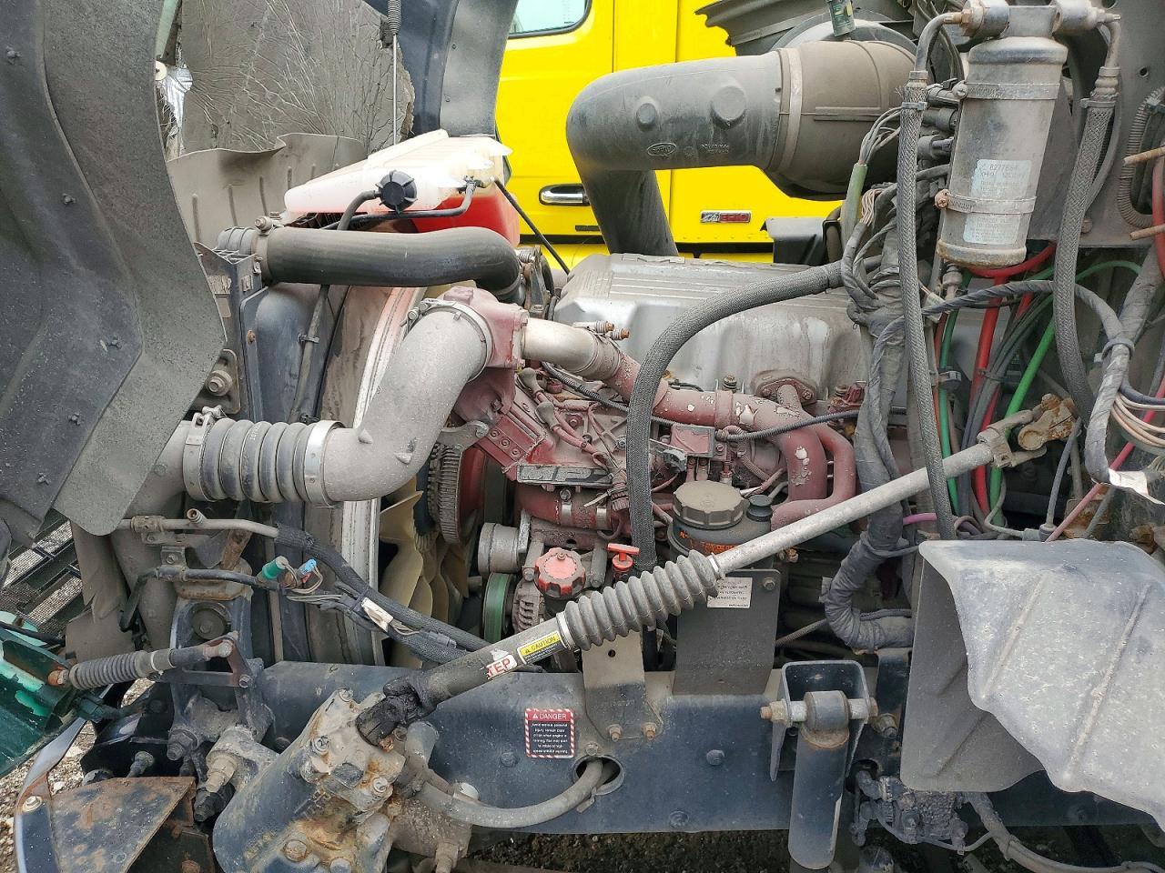 2017 Mack CXU612 Semi Truck