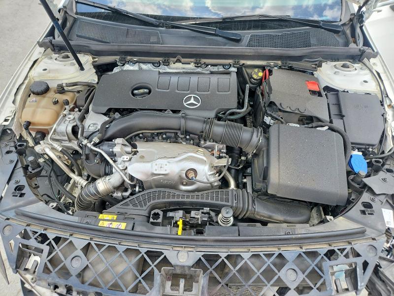 2019 Mercedes-Benz A 220