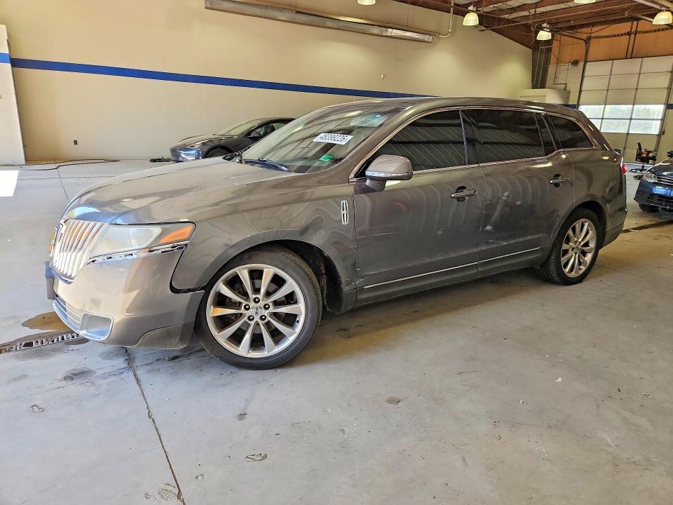 2010 Lincoln MKT