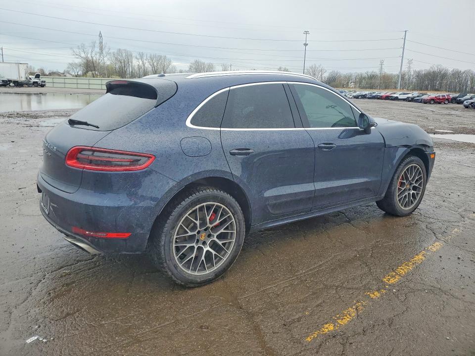 2018 Porsche Macan Turbo