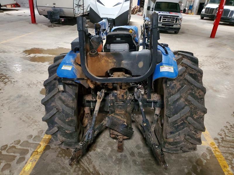 2004 Newholland 32LC Tractor